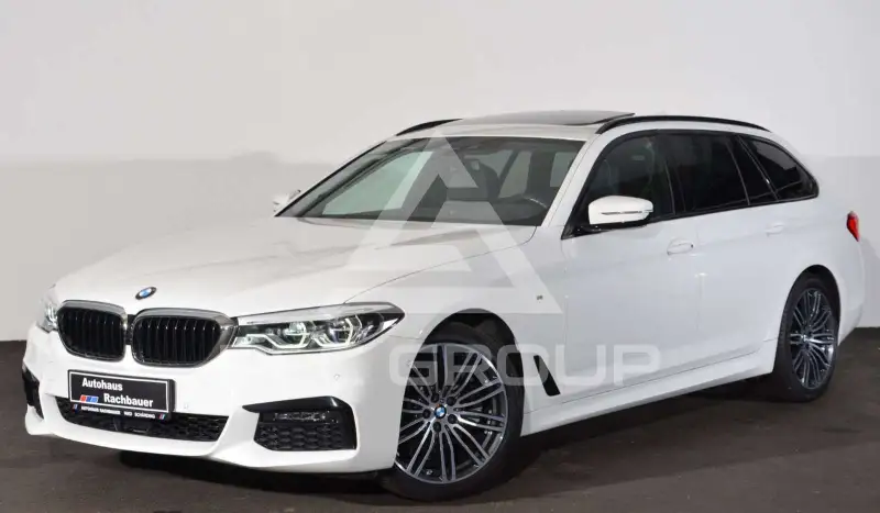 2019 BMW 520