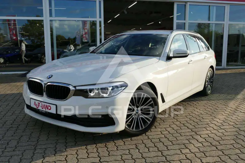 2019 BMW 520