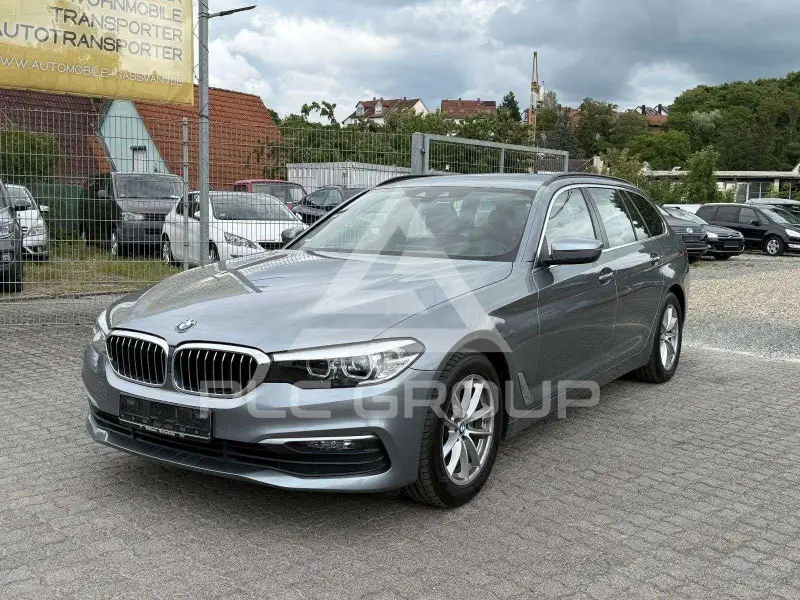 2019 BMW 520