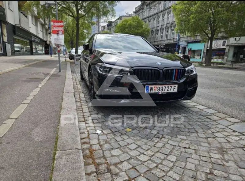 2019 BMW 520