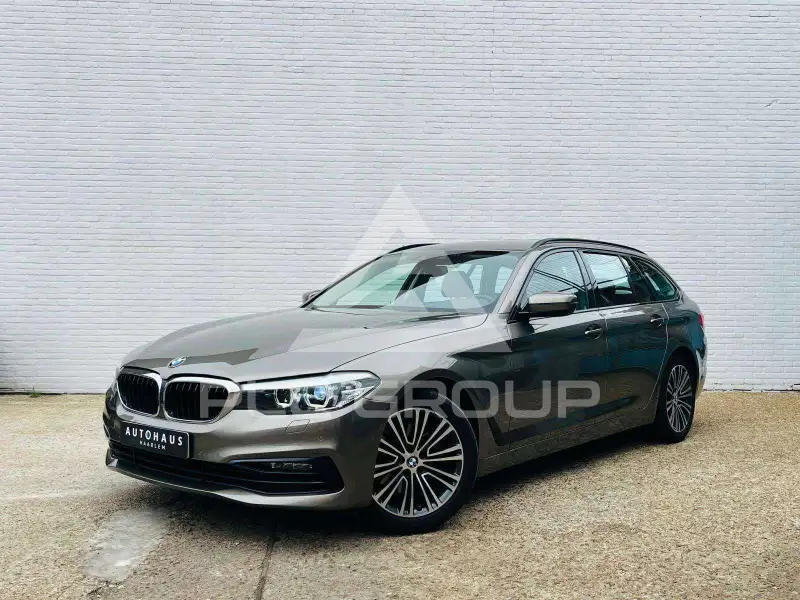 2019 BMW 520
