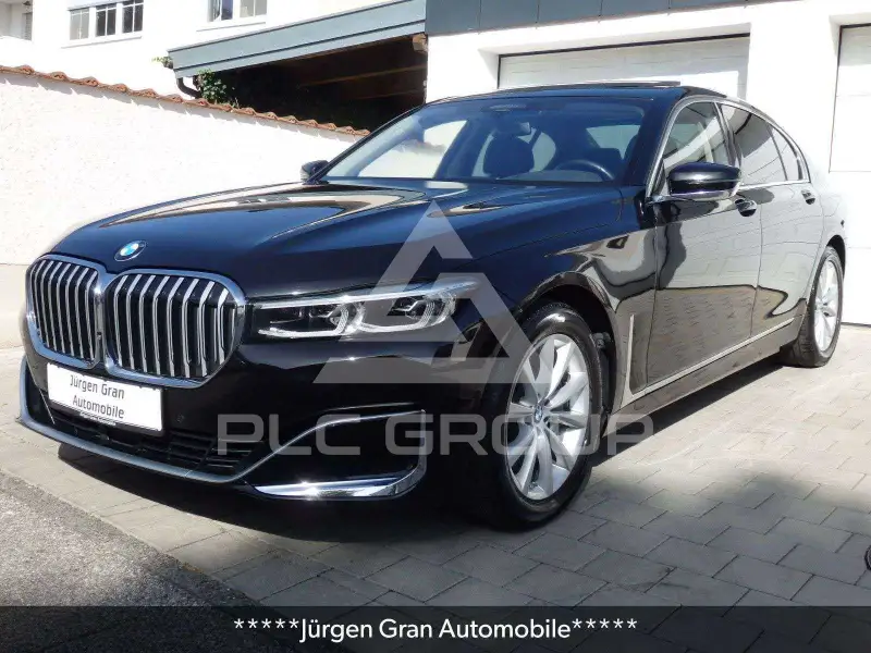 2019 BMW 730