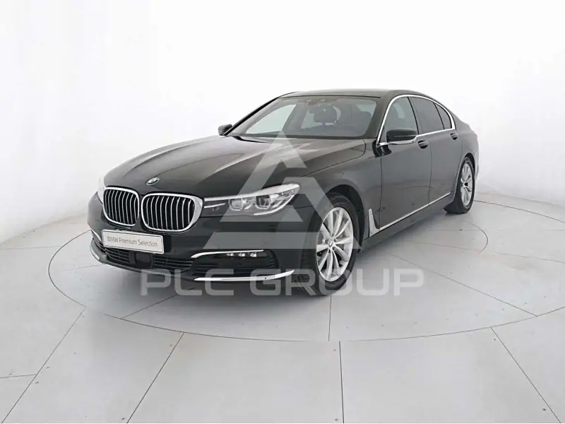 2019 BMW 730