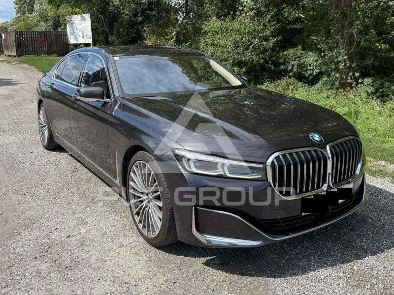 2019 BMW 730