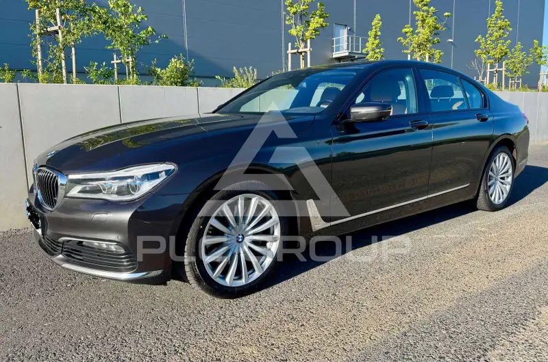 2019 BMW 730
