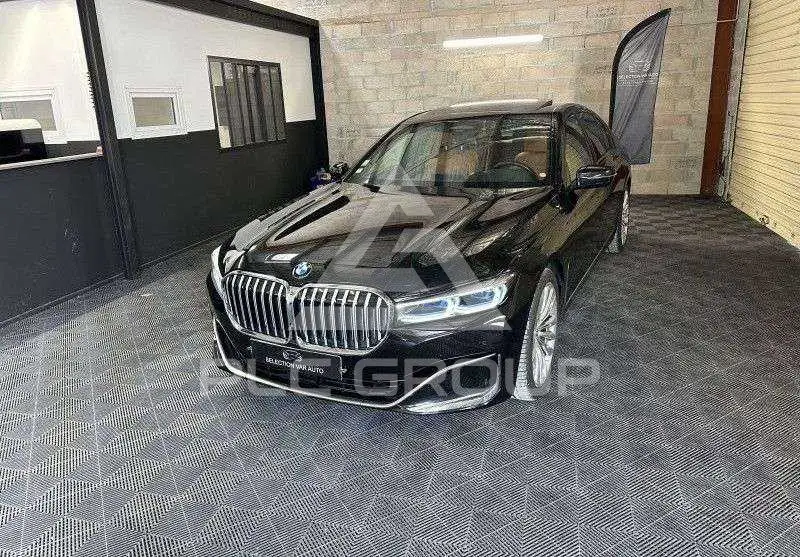 2019 BMW 730