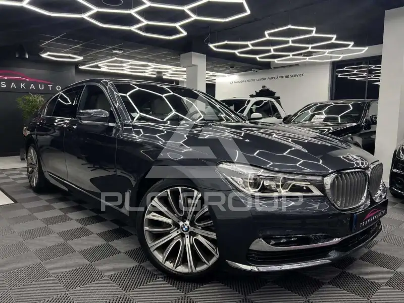 2019 BMW 730