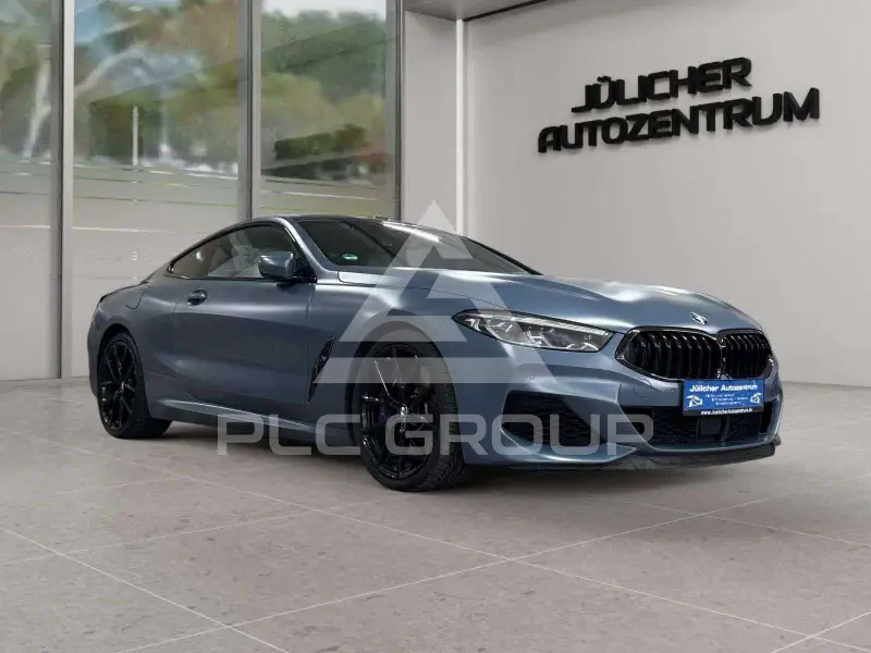 2019 BMW M8
