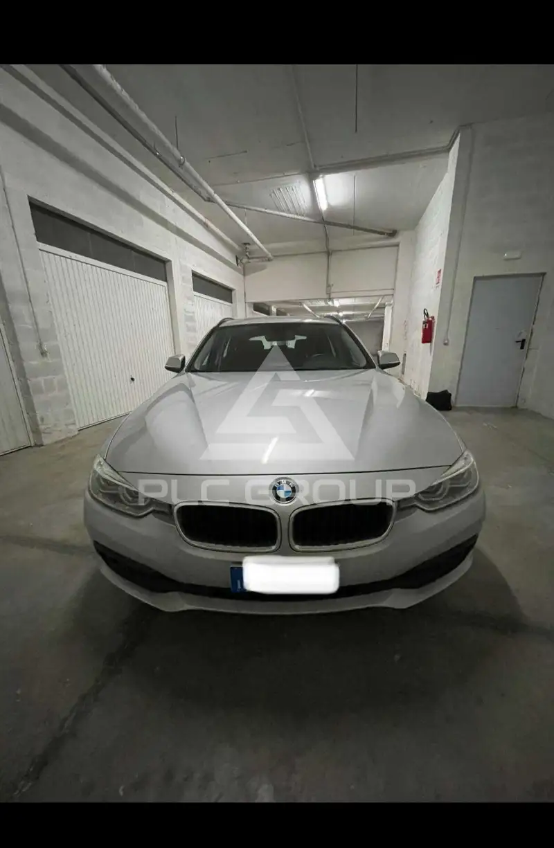 2019 BMW 318