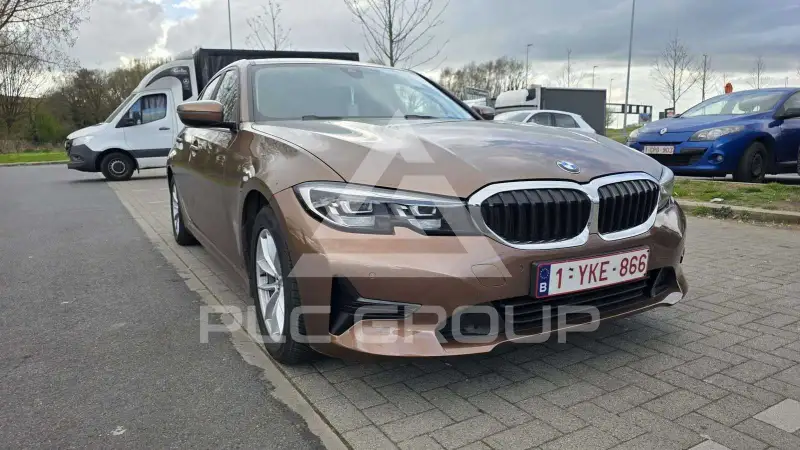2019 BMW 318