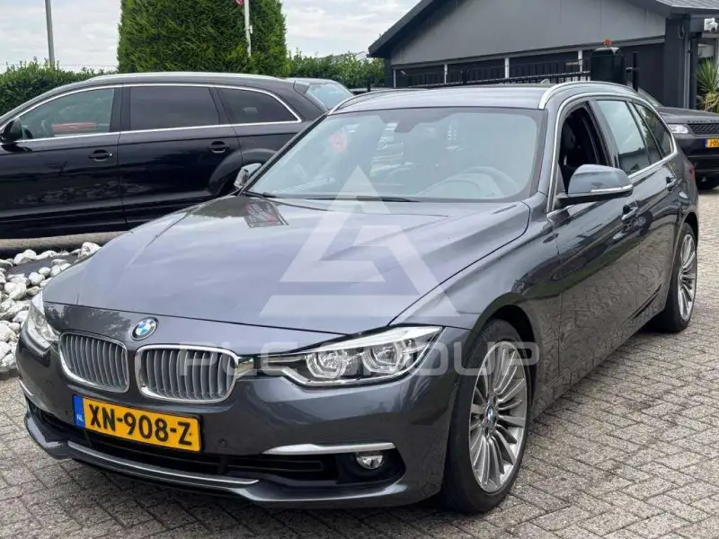 2019 BMW 318