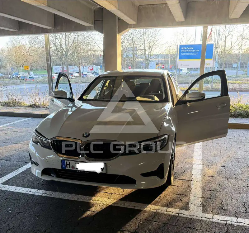 2019 BMW 318