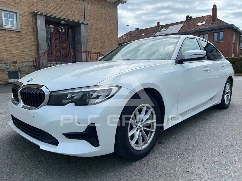 2019 BMW 318