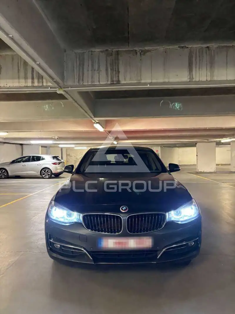 2019 BMW 318