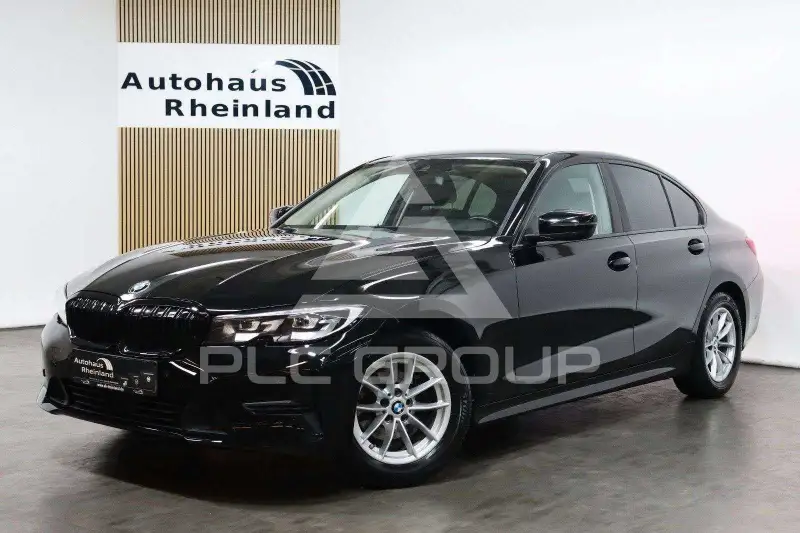 2019 BMW 318