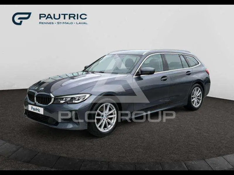 2019 BMW 318