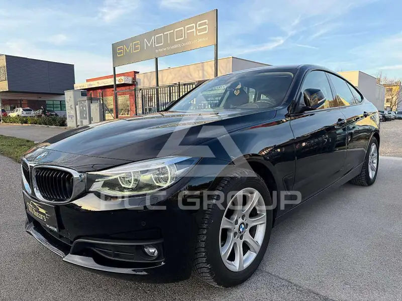 2019 BMW 318