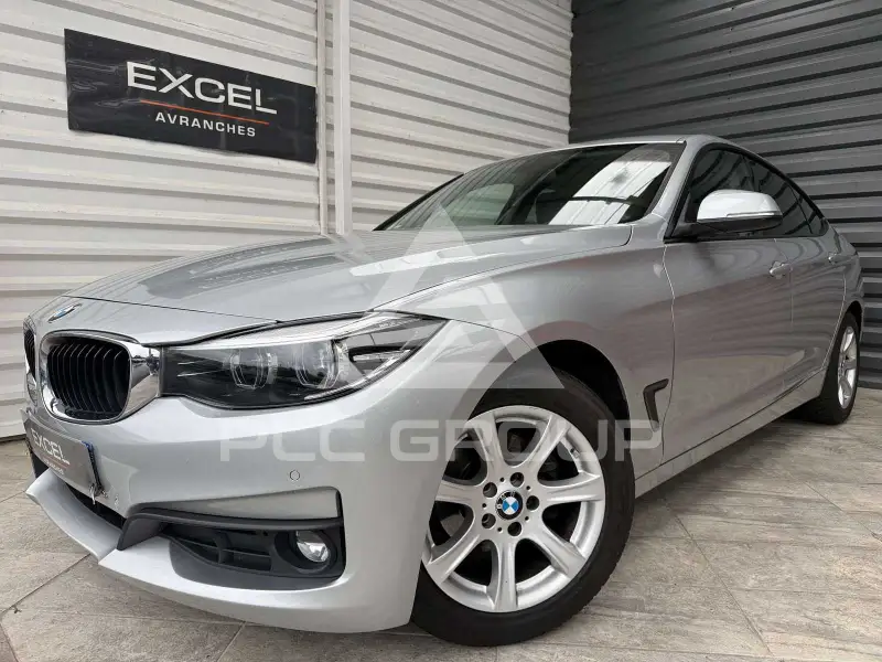 2019 BMW 318