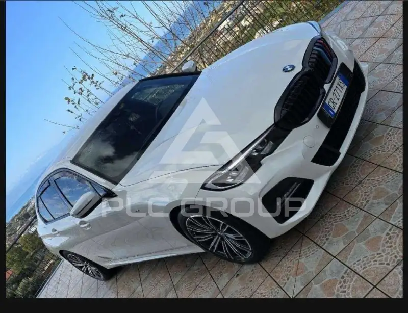 2019 BMW 318