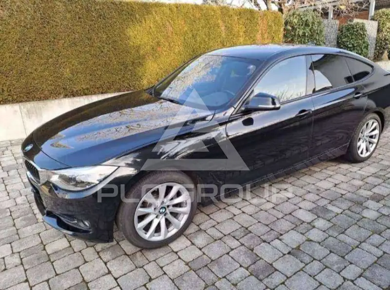 2019 BMW 318