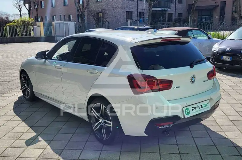 2019 BMW 118