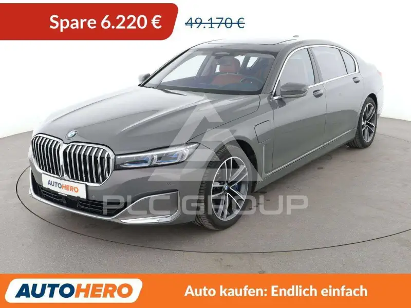 2019 BMW 745