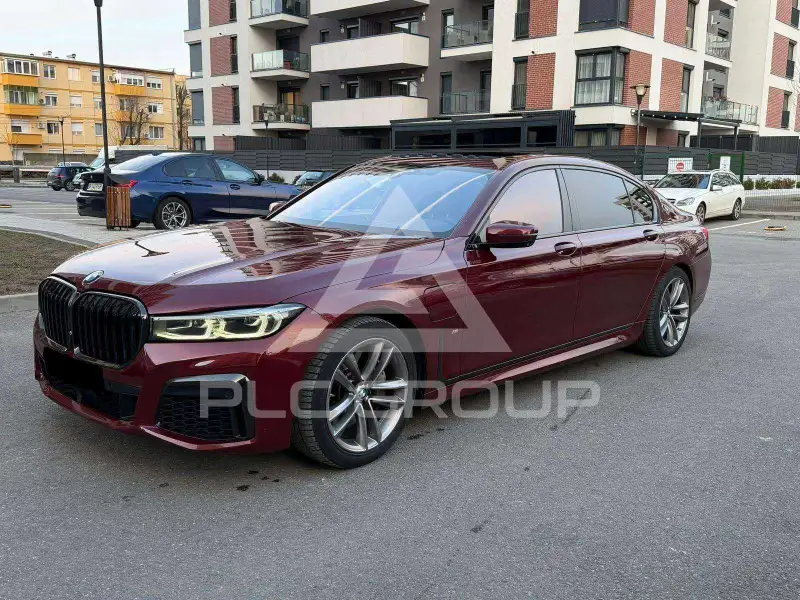 2019 BMW 745