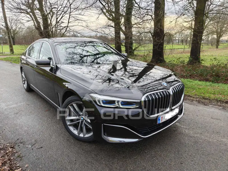 2019 BMW 745