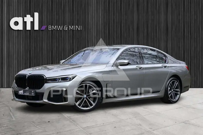 2019 BMW 745