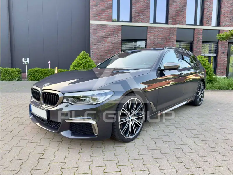 2019 BMW 550M
