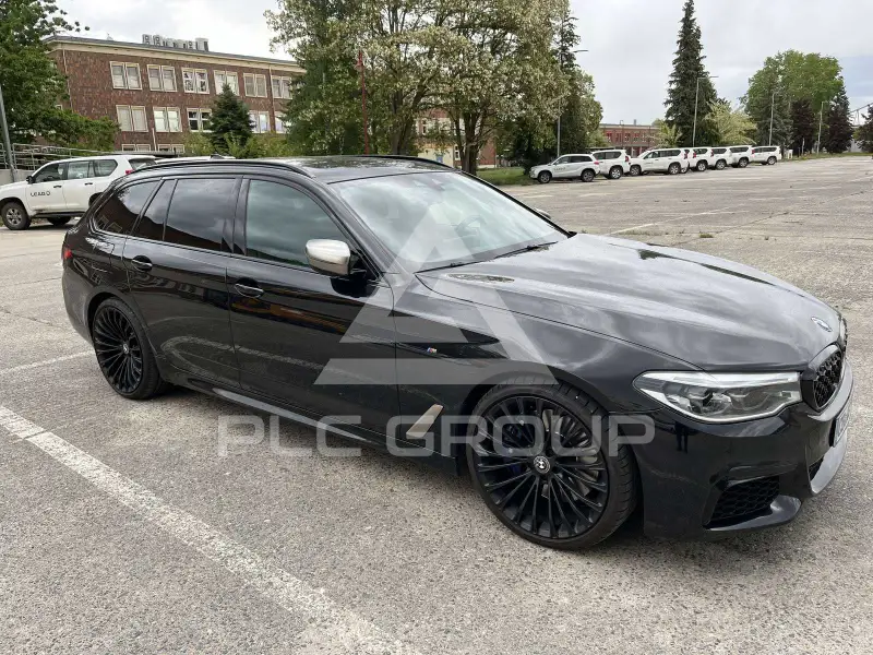 2019 BMW 550M