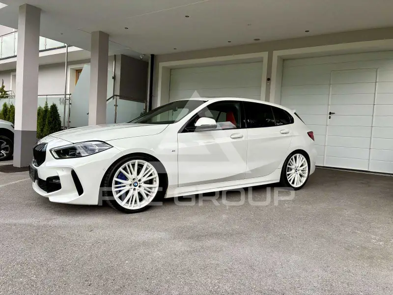 2019 BMW 120