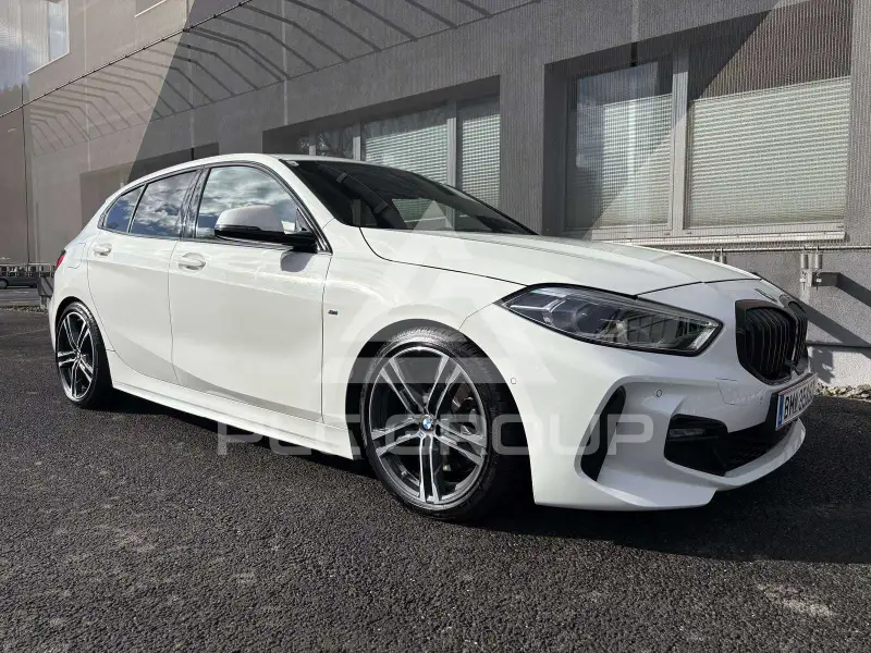 2019 BMW 120