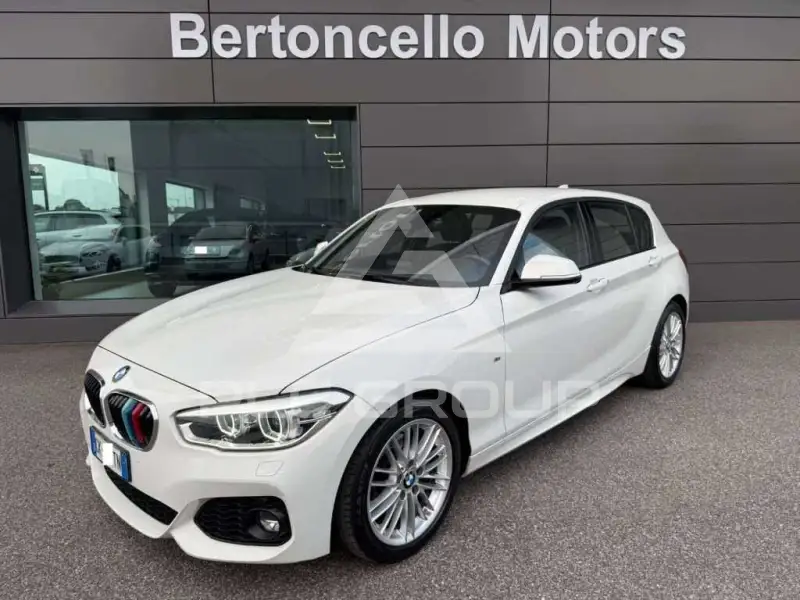 2019 BMW 120