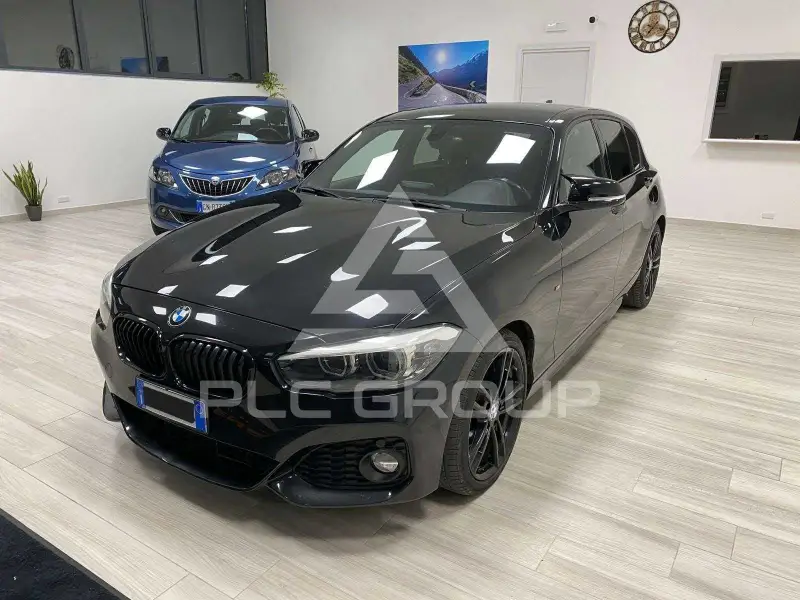 2019 BMW 120