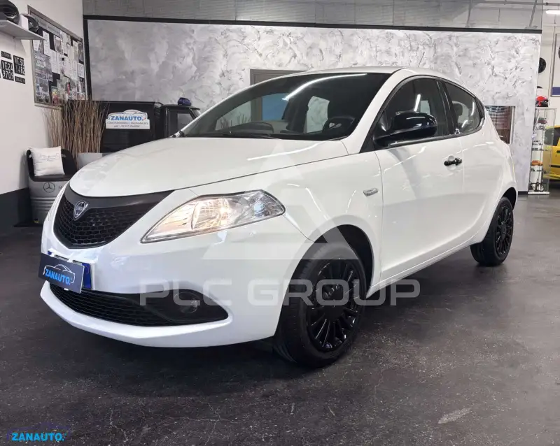 2019 Lancia YPSILON