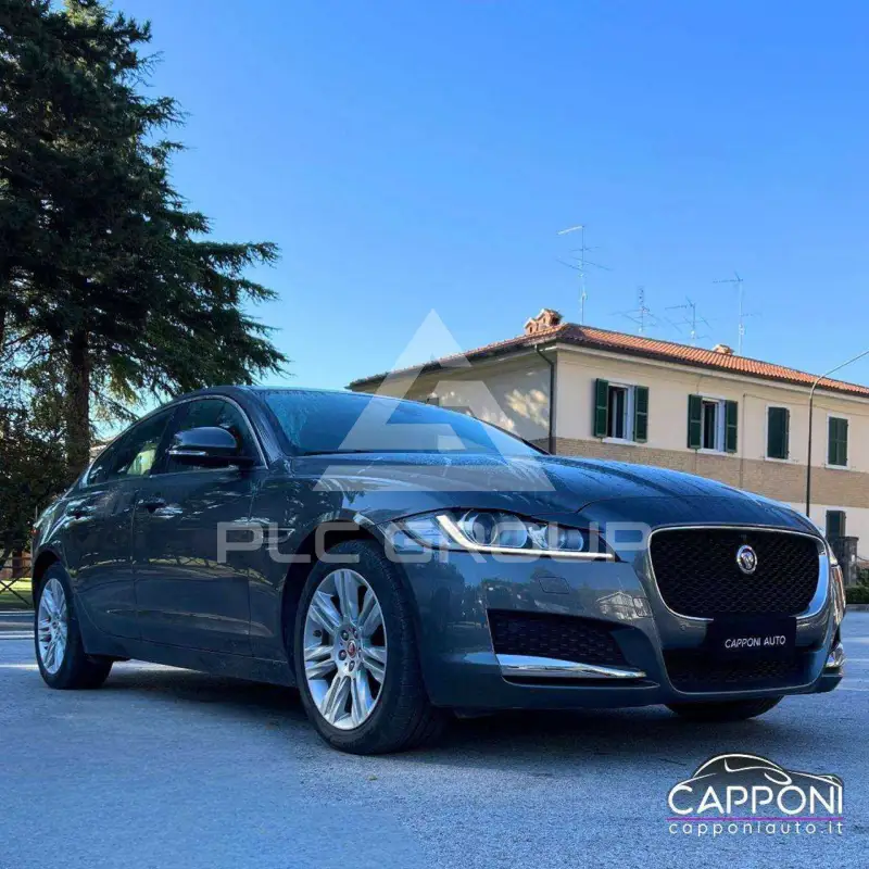 2019 Jaguar XF