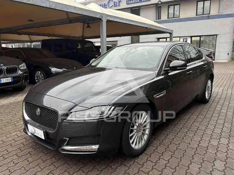 2019 Jaguar XF