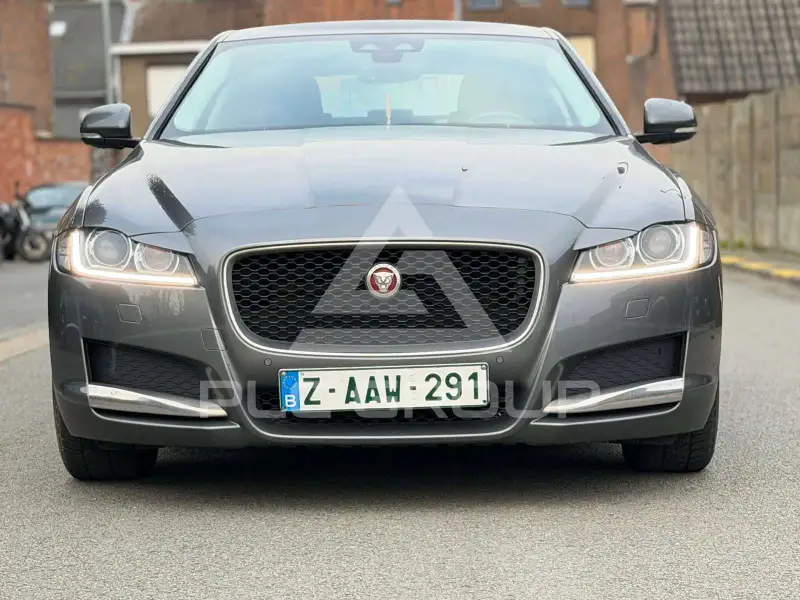 2019 Jaguar XF