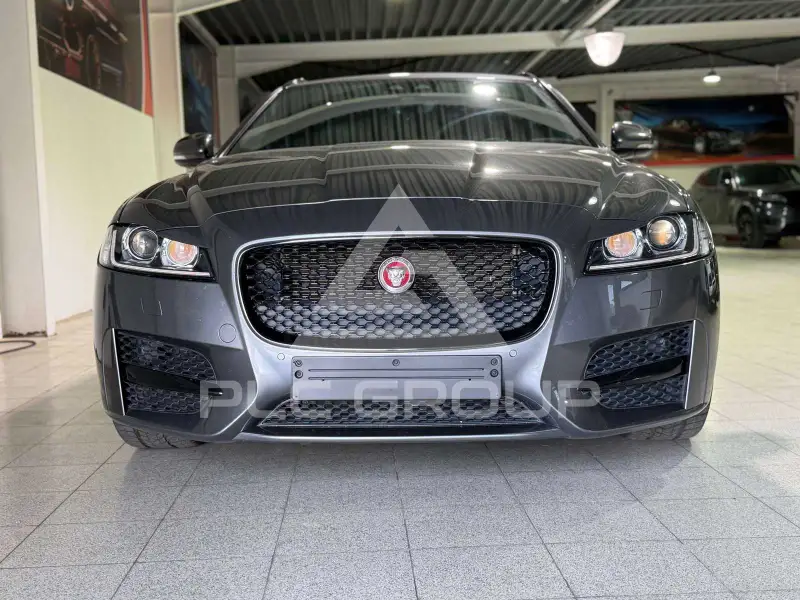 2019 Jaguar XF
