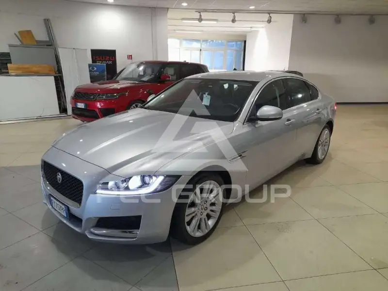 2019 Jaguar XF