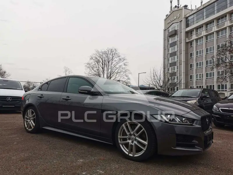 2019 Jaguar XE