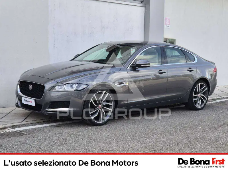 2019 Jaguar XF
