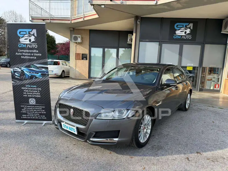 2019 Jaguar XF