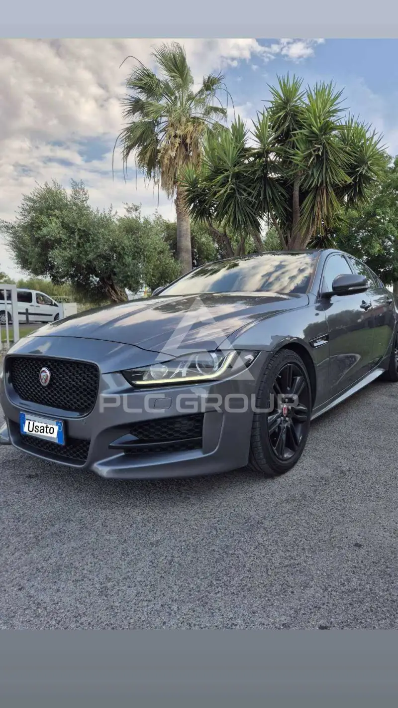2019 Jaguar XE