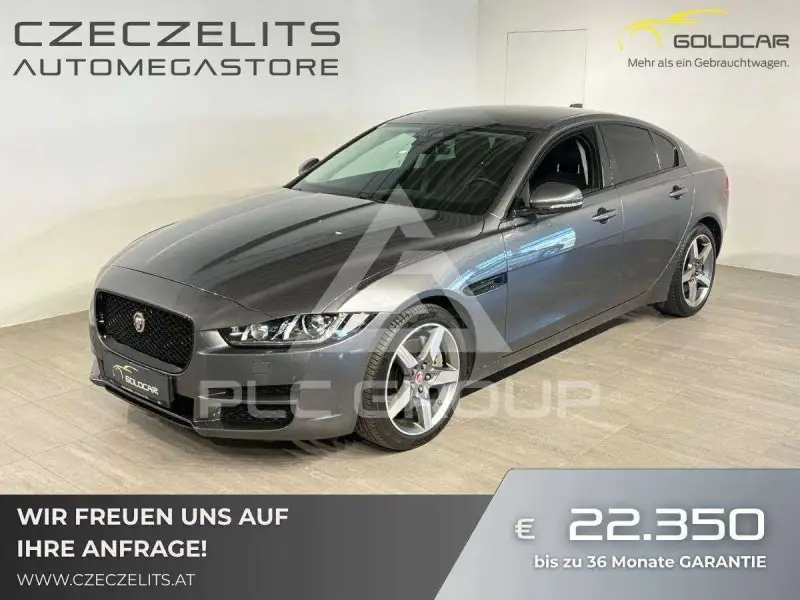2019 Jaguar XE