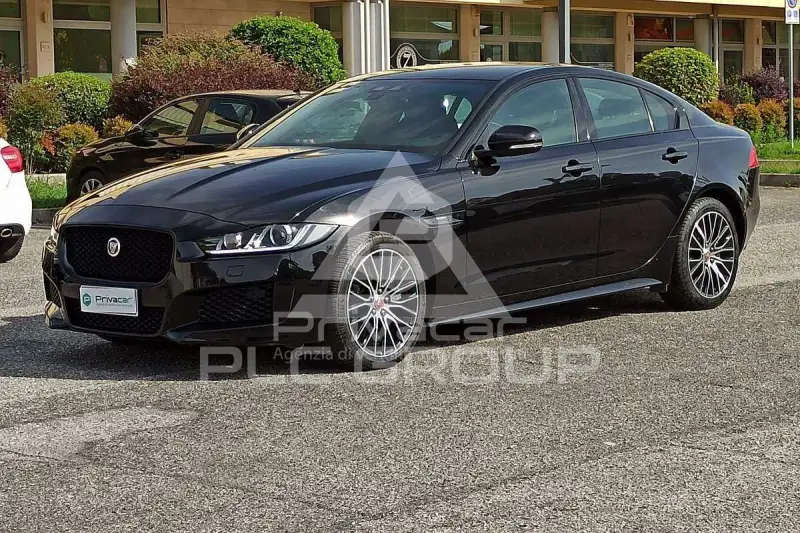 2019 Jaguar XE