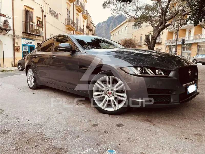 2019 Jaguar XE
