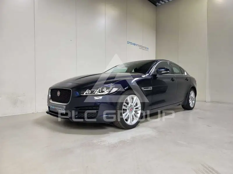 2019 Jaguar XE