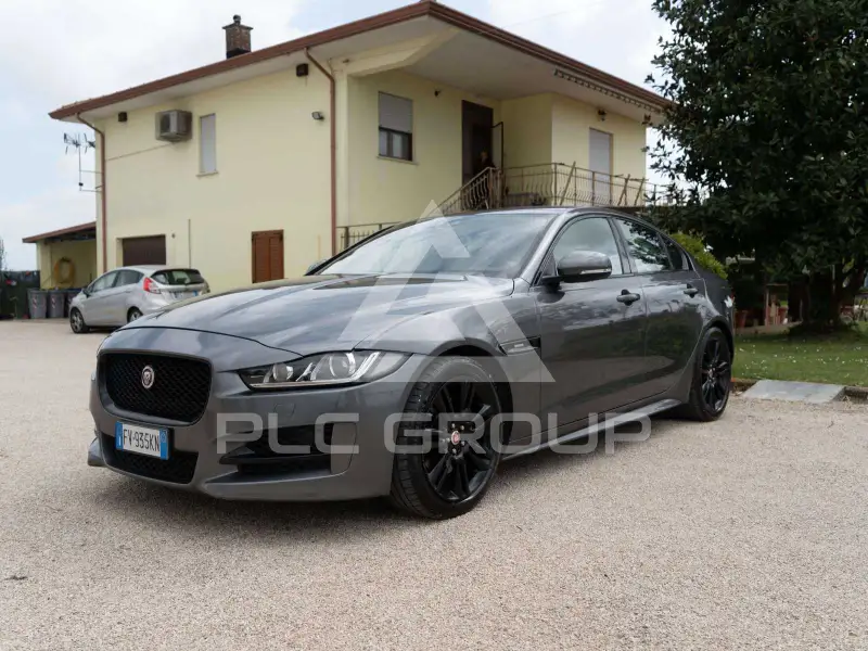 2019 Jaguar XE